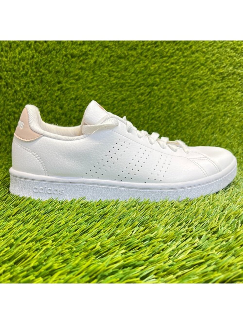 Adidas Advantage Womens Size 9 White Pink Athletic Leather Tennis Shoes Sneakers